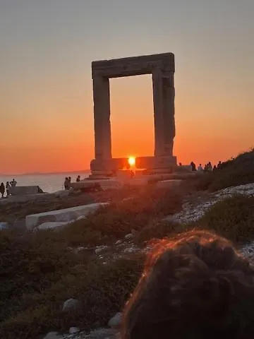 Naxos View Apartmán *